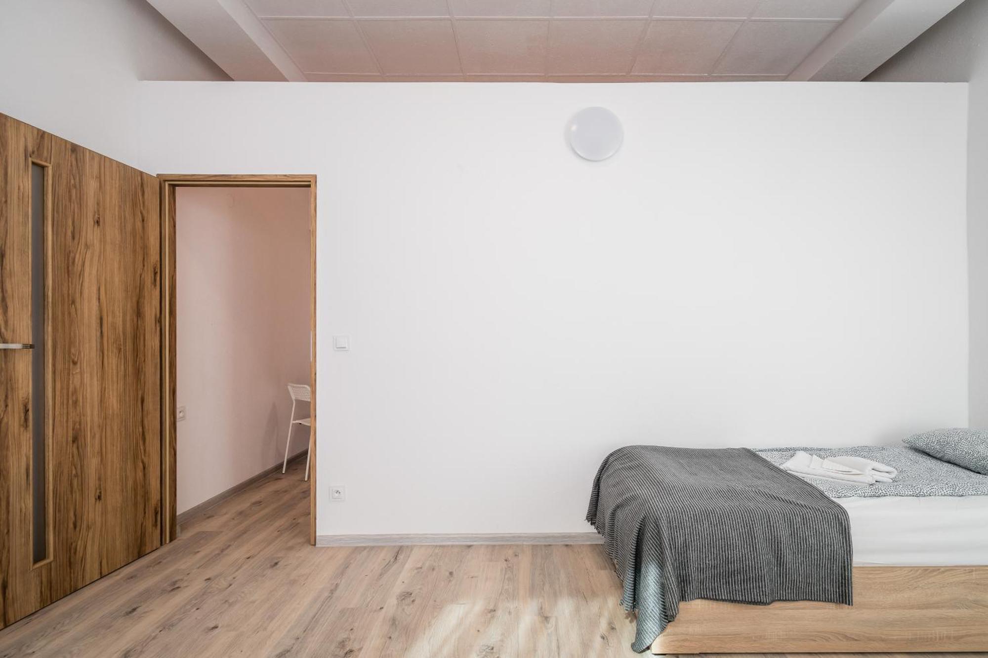 Jm Rooms Lubicz II Krakow Ngoại thất bức ảnh